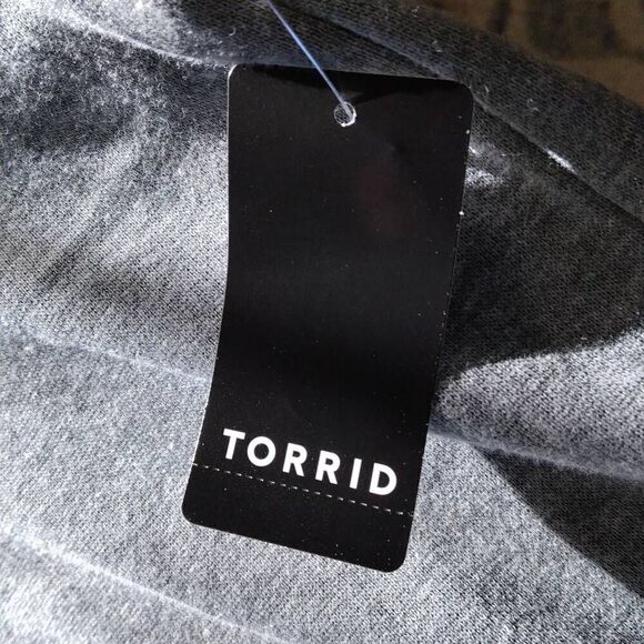 Rolling Stones Hoodie, 4X, Torrid, Grey, Very Soft, NWT - Picture 4 of 6